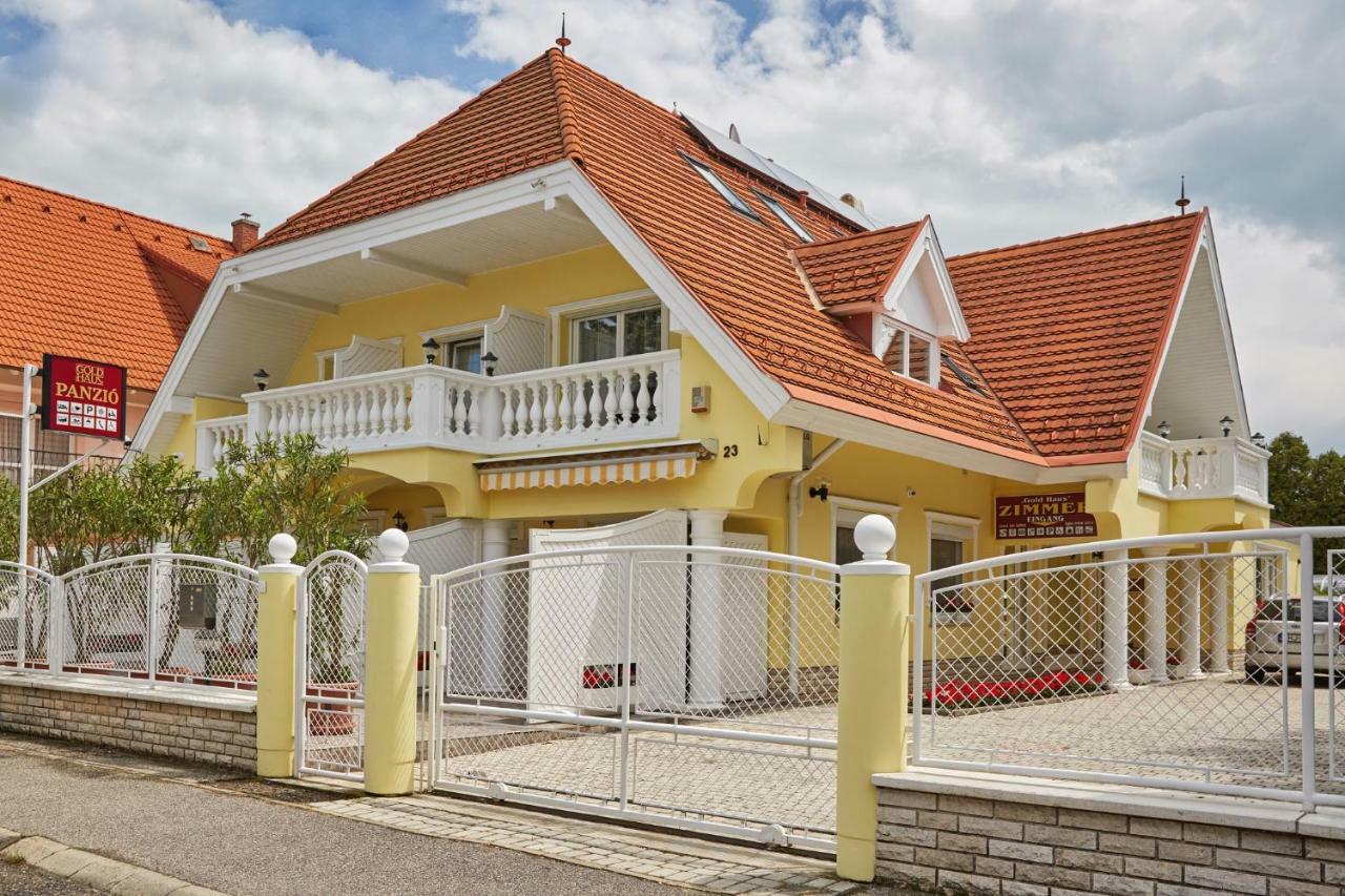 Gold House Pension Balatonfured Luaran gambar